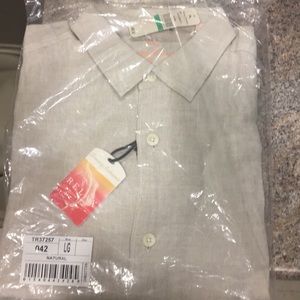 Tommy Bahama short sleeve button down shirt